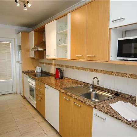 Villa Puerto Del Carmen Sleeps 5 With Pool